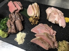 肉と小料理の酒場 はなれ 大泉学園駅 居酒屋